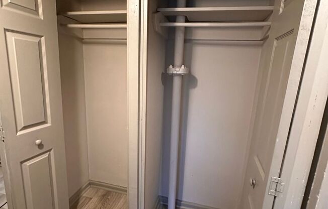 2 beds, 1 bath, 525 sqft, $1,190, Unit 100-123