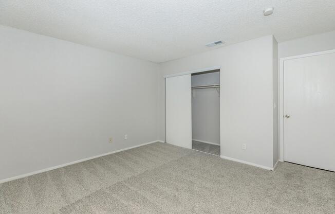 2 beds, 1 bath, 954 sqft, $1,710
