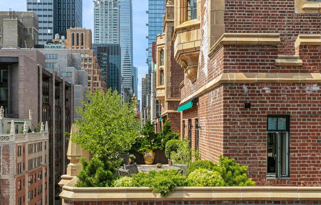 1 bed, 1 bath, $6,500, Unit PH14