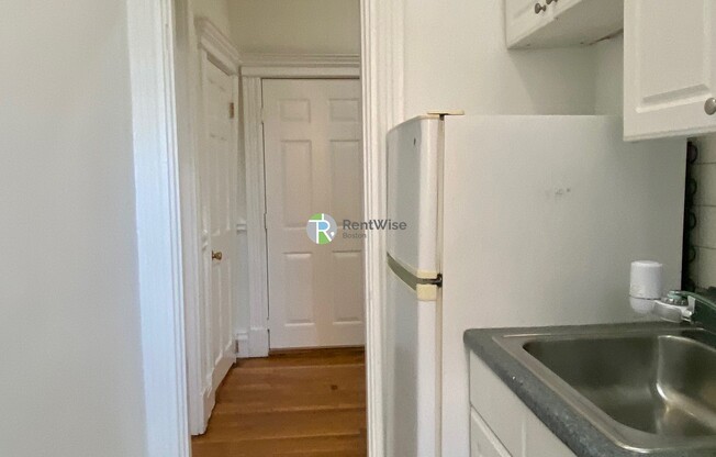 1302 COMMONWEALTH AVE