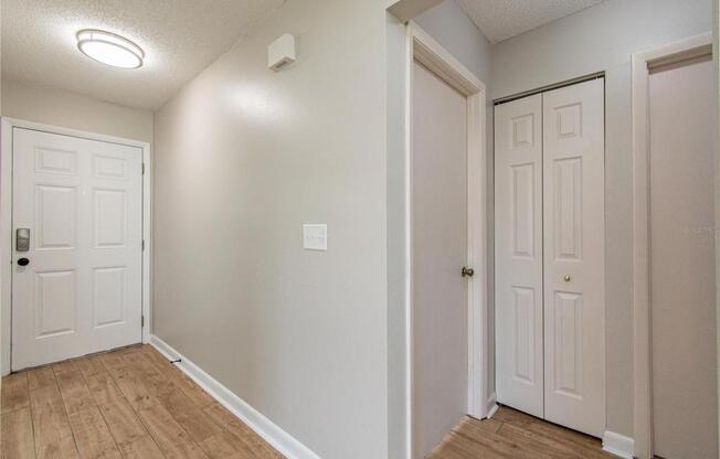 2 beds, 2 baths, 864 sqft, $1,500