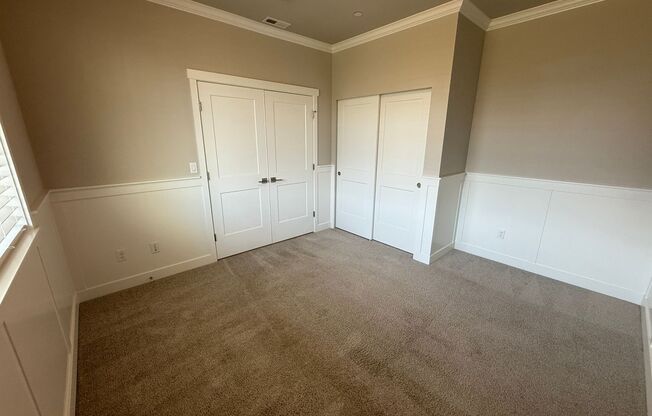 Baker Heights 2 Story Home - Bremerton