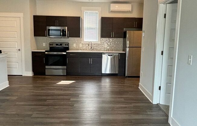 1 bed, 1 bath, $1,495