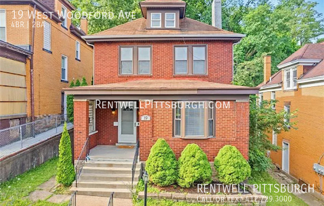 19 W WOODFORD AVE