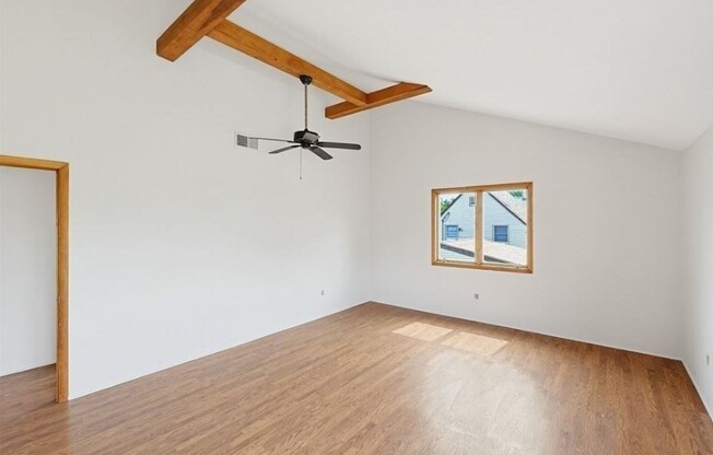 3 beds, 2.5 baths, 2,490 sqft, $3,700, Unit 20