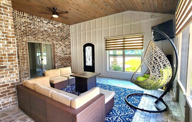 Luxurious 3 Bedroom, 2 Bath Home in the Exclusive Gated Pool Community of Heron Bayou Subdivision!