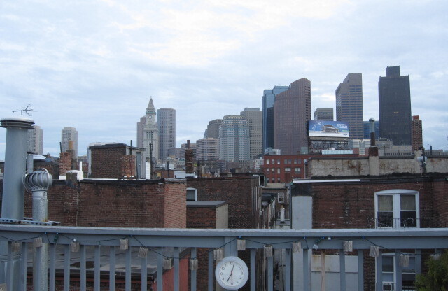 18 THACHER ST