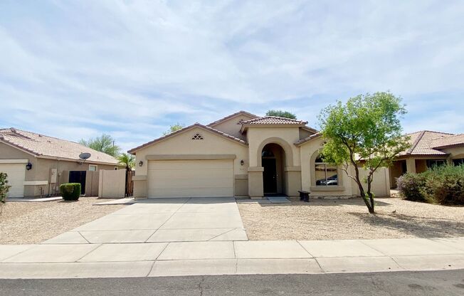 3 Bedroom 2 Bathroom - Windmill Ranch Beauty