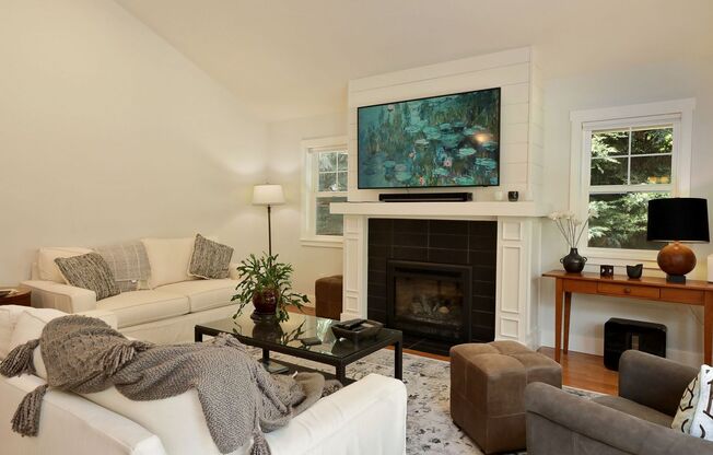 Beautifully Furnished Home Available Now through May 15th, 2027.