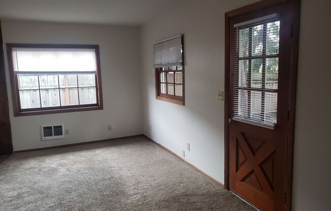 Charming Studio Duplex! rentalsc21.com