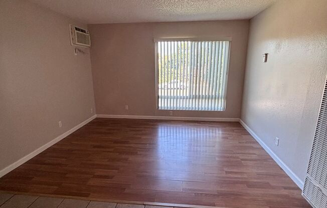 1 bed, 1 bath, 704 sqft, $1,345, Unit 16