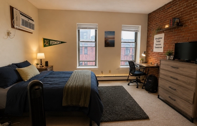 8 Westland Ave 4