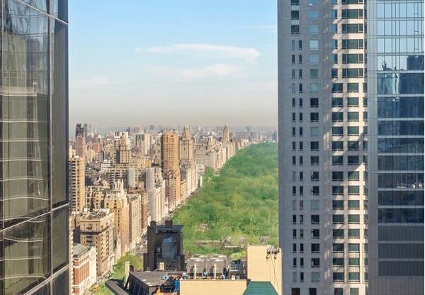 230 W 56 ST