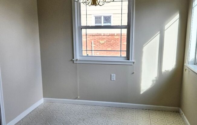 2 beds, 2 baths, $2,600