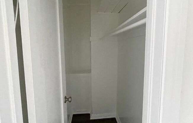 Studio, 1 bath, 575 sqft, $1,345, Unit 202