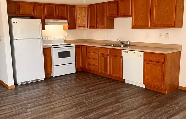 2 beds, 1 bath, 1,066 sqft, $1,200, Unit 1681-09 PVC