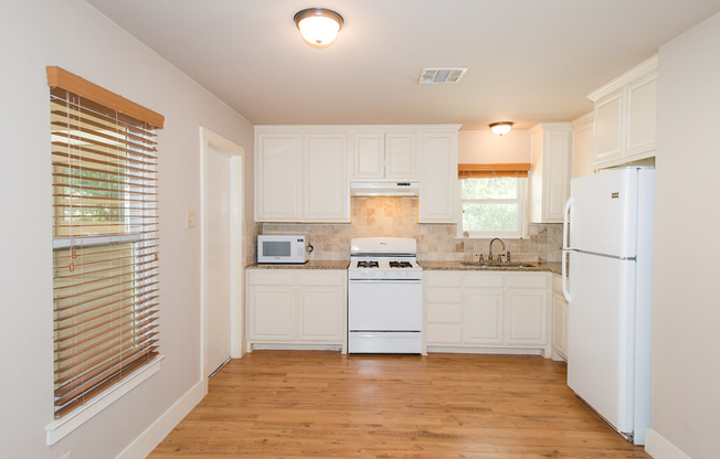 Charming South Austin Three Bed