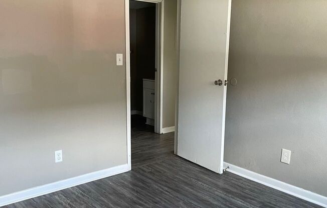 2 beds, 1 bath, 683 sqft, $750, Unit Unit D1