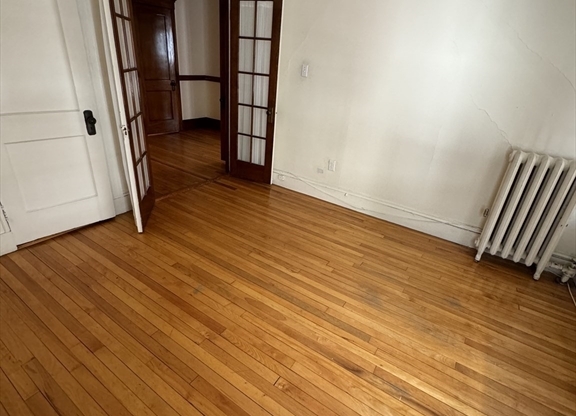 1 bed, 1 bath, 650 sqft, $3,000, Unit 36
