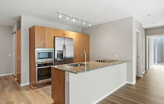 181 E ILLINOIS ST