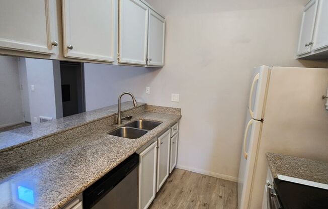 1 bed, 1 bath, $2,195, Unit # 202