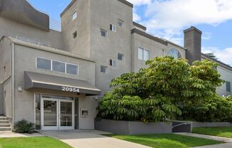 Cambridge Court Apartments