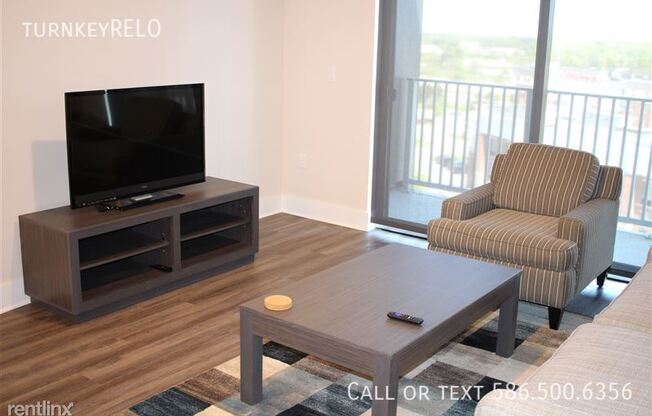 177 WILSHIRE DR