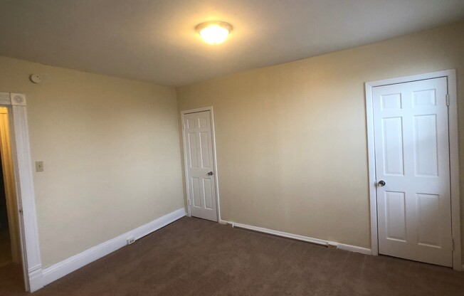 2 beds, 1 bath, 1,000 sqft, $1,200, Unit 162