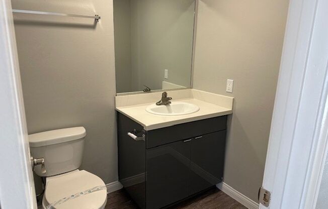 2 beds, 1.5 baths, 1,074 sqft, $2,995, Unit 801R3
