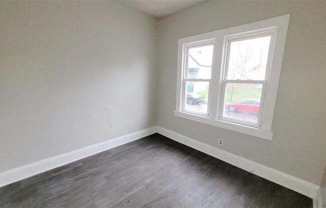 2491 S 7 ST