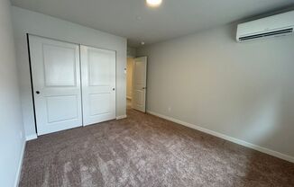 3 beds, 2.5 baths, $2,925, Unit # #C 119