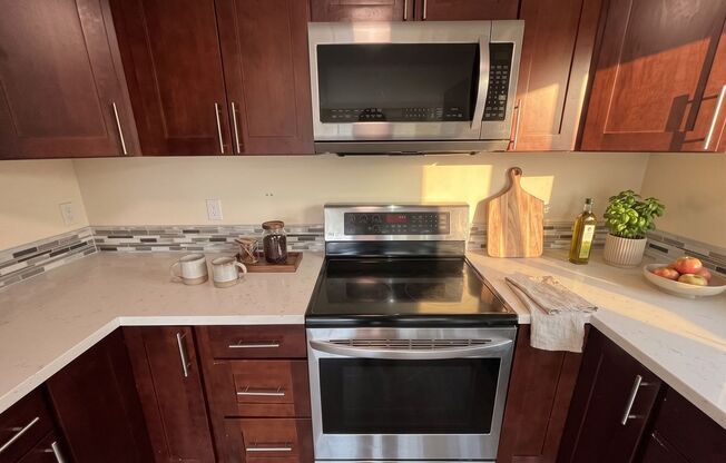 3 beds, 2 baths, 1,050 sqft, $2,932, Unit 104