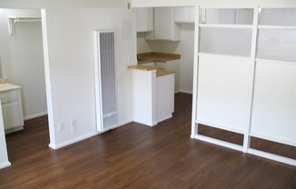 1 bed, 1 bath, 437 sqft, $1,495