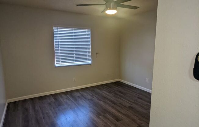 2 beds, 1 bath, $2,450, Unit B