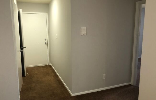 2 beds, 2 baths, 1,042 sqft, $1,199, Unit 6010H