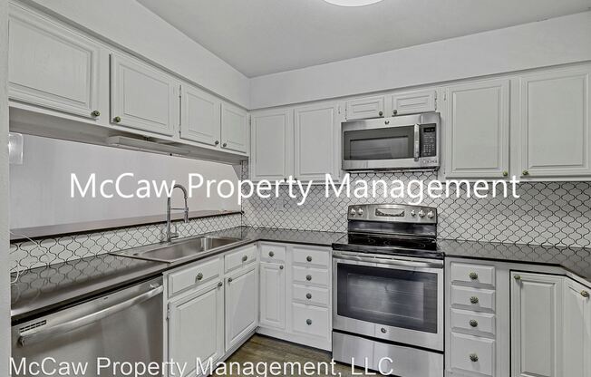 2765 Fairway Park St.