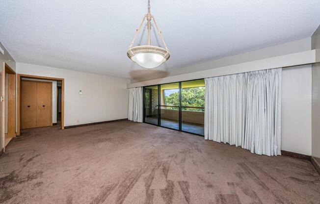 2 beds, 2 baths, 1,210 sqft, $1,950