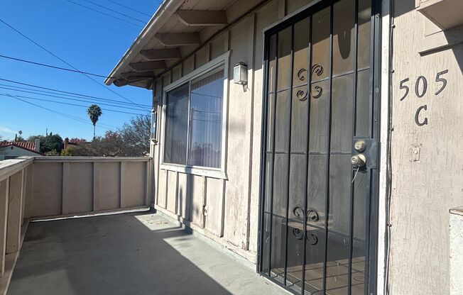 505 - 509 W. Linda Vista Ave.