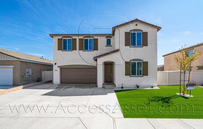 Spacious 5 Bed/3 Bath Home Near Military Installation in Moreno Valley!