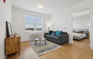 Meridia Little Ferry 100