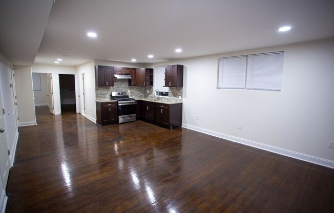 BRAND NEW 2 BEDROOM 1 BATH APARTMENT
