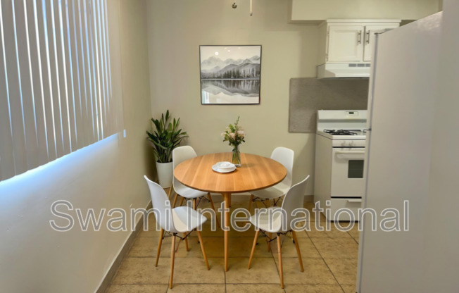 629 W 82 ST
