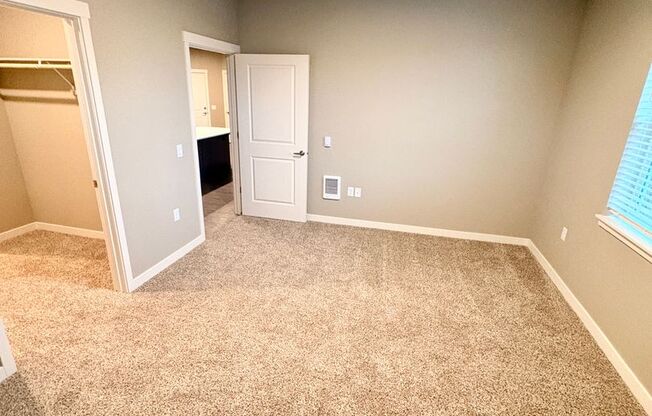 2 beds, 2 baths, 1,162 sqft, $2,215, Unit 227