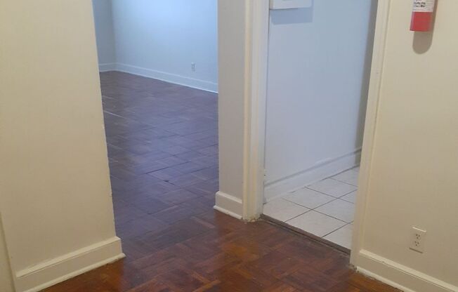 2 beds, 1 bath, 623 sqft, $1,000, Unit C51