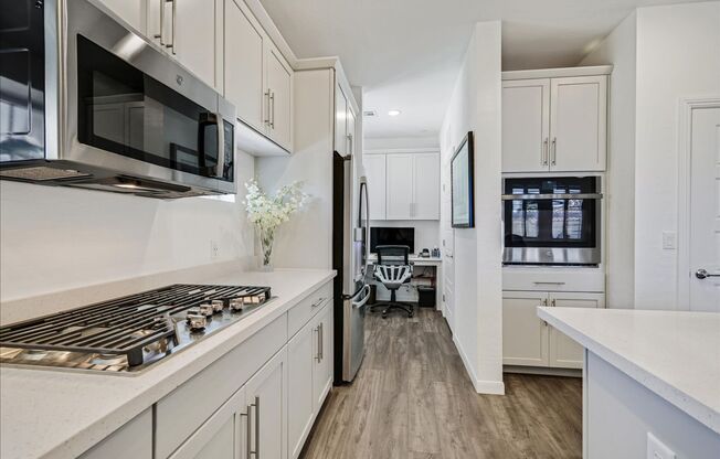 2 beds, 2 baths, $2,100