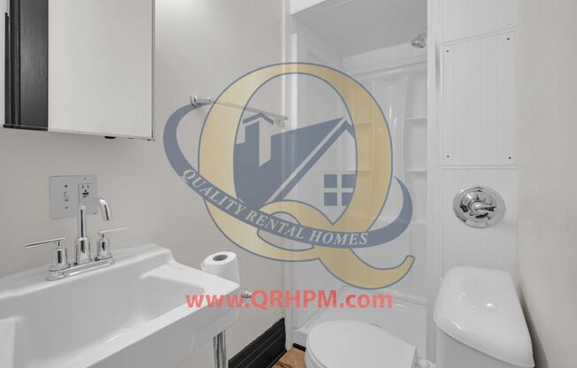 Studio, 1 bath, $675, Unit 704 E Flint St #4