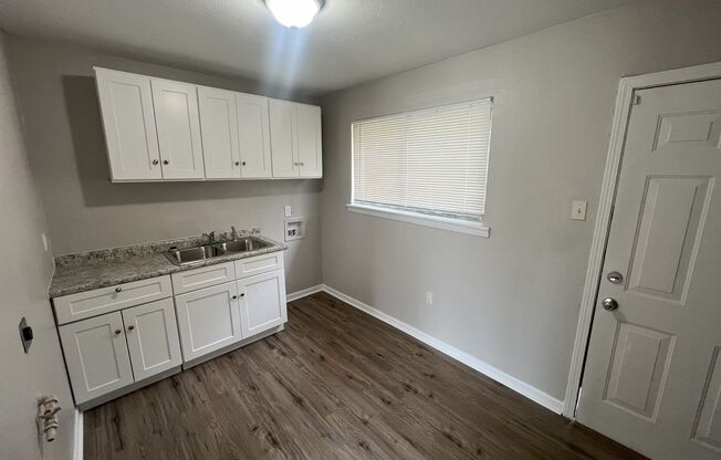 Move In Special!!!! 3 Bedroom 1 Bath home located in Baton Rouge, LA