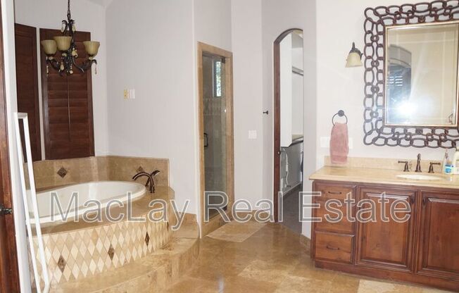 2840 E JADE PL