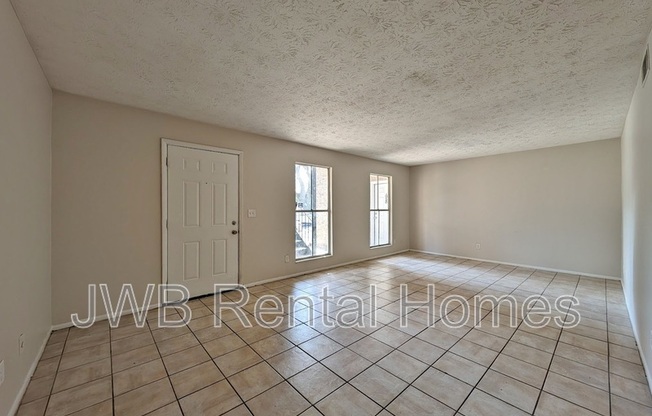 7201 ARLINGTON EXPY 