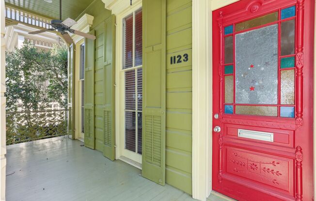 Gorgeous Garden Home w/ Driveway, Back Patio, and Back House!